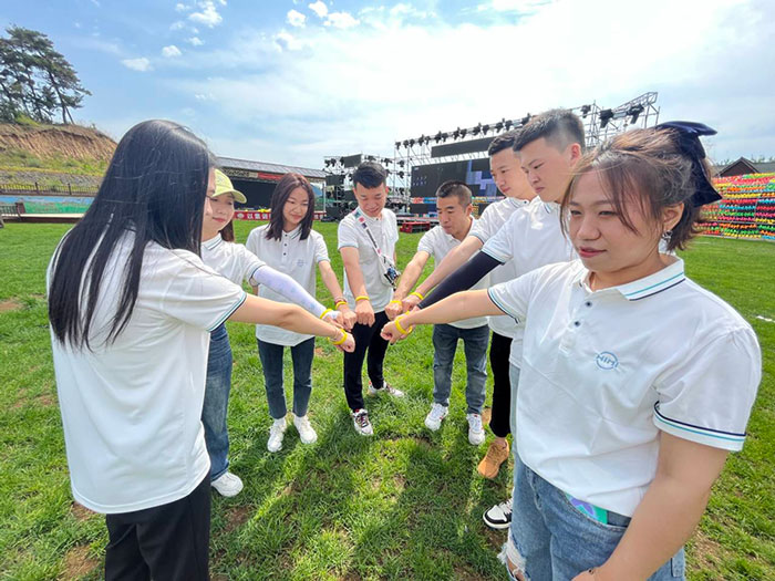 长春黑米纹发团队黄队加油，高歌猛进