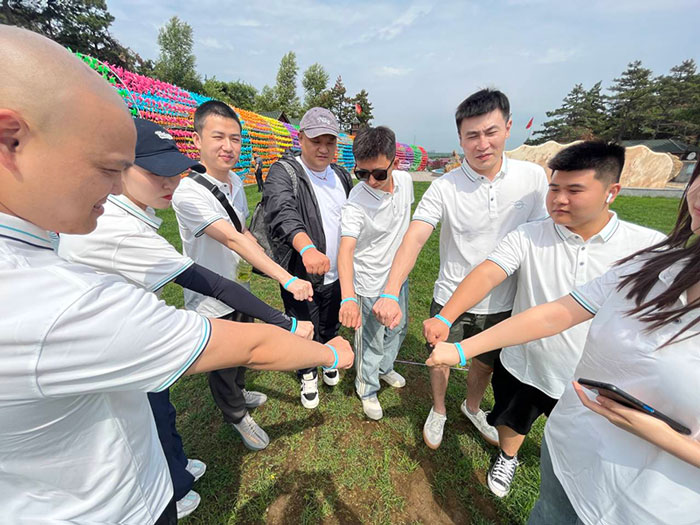 长春黑米纹发团队蓝队齐心，其利断金