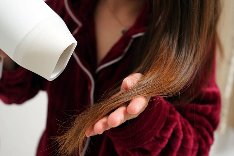 过度使用热工具和化学产品