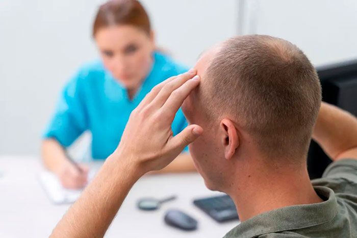 脱发影响青年恋爱结婚